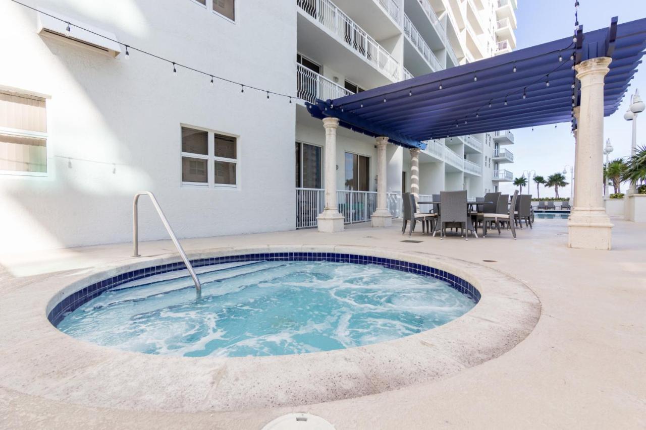 Hébergement de vacances Warm And Tailored 1br W Pool Hot Tub Gym Parking
